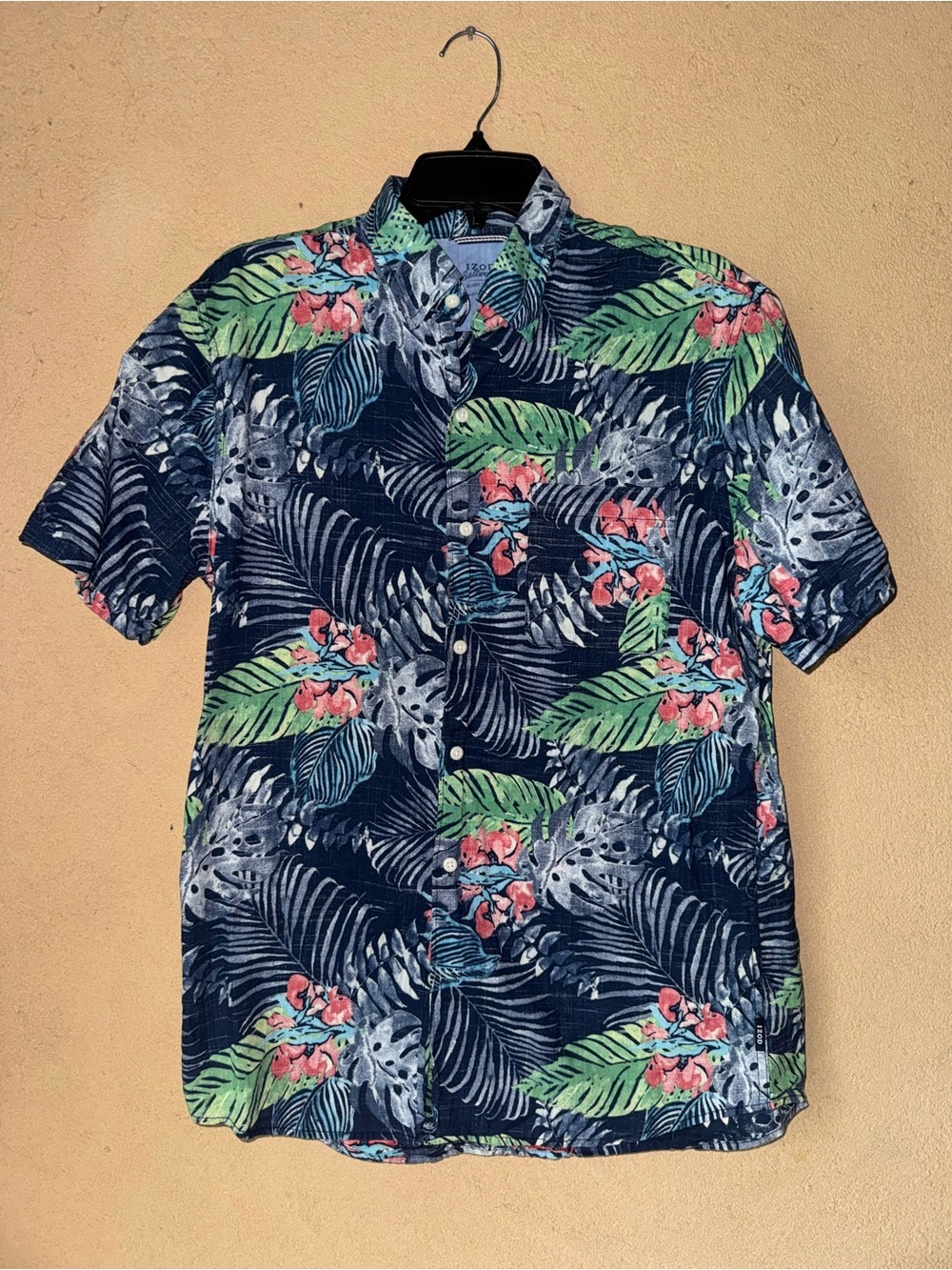 Izod Navy Tropical Floral Short-Sleeve Button-Up